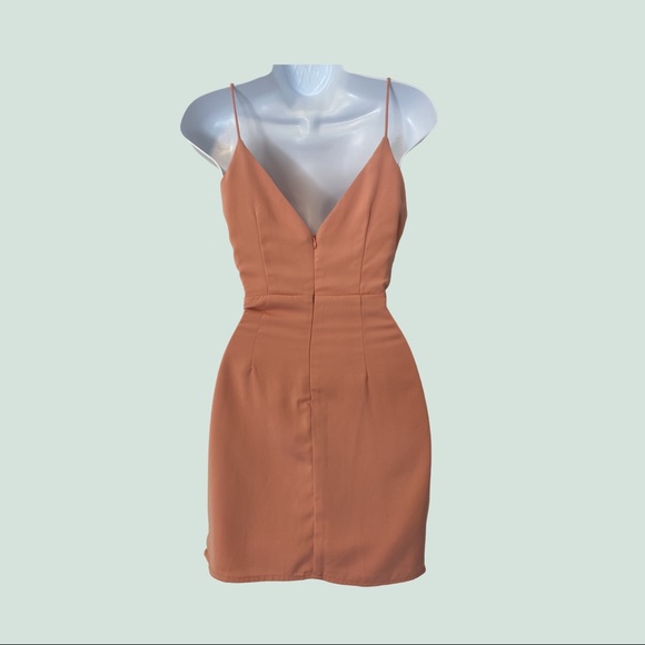 🤍2 for $120🤍 Superdown- Kamryn Side Tie Dress - Picture 3 of 6